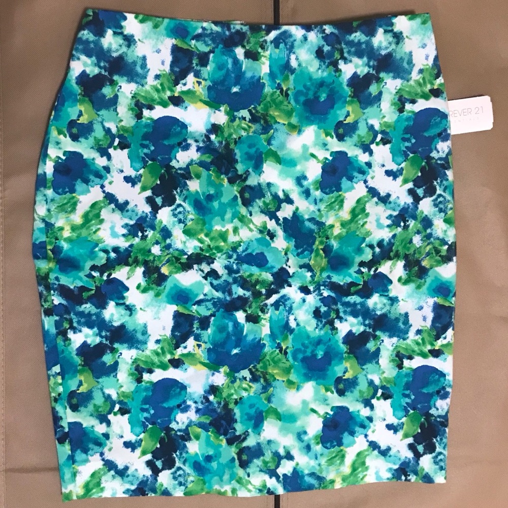 Floral pencil stretch skirt